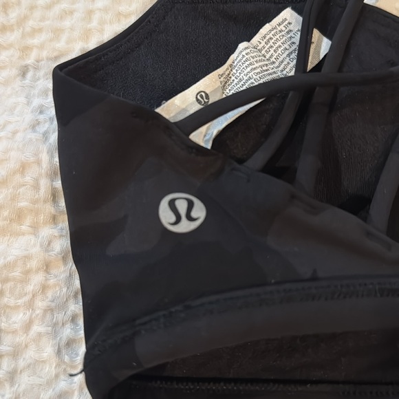 Lululemon Camo Deep Coal Bra - Picture 6 of 7